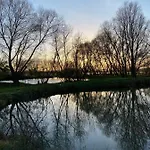 营地 莫利尔露营 - 旅行酒店
