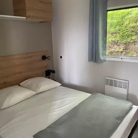 Camping-caravaning De La Molliere 3*