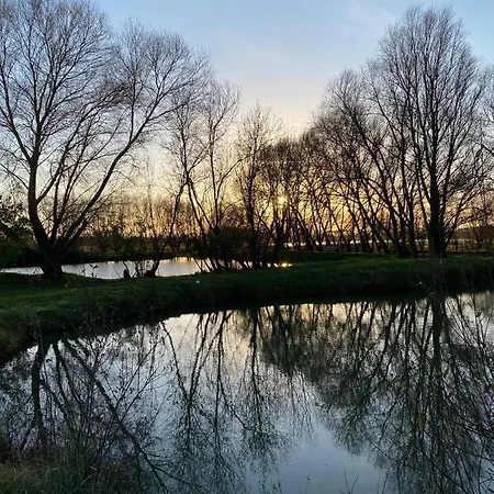 Camping Camping-caravaning De La Molliere